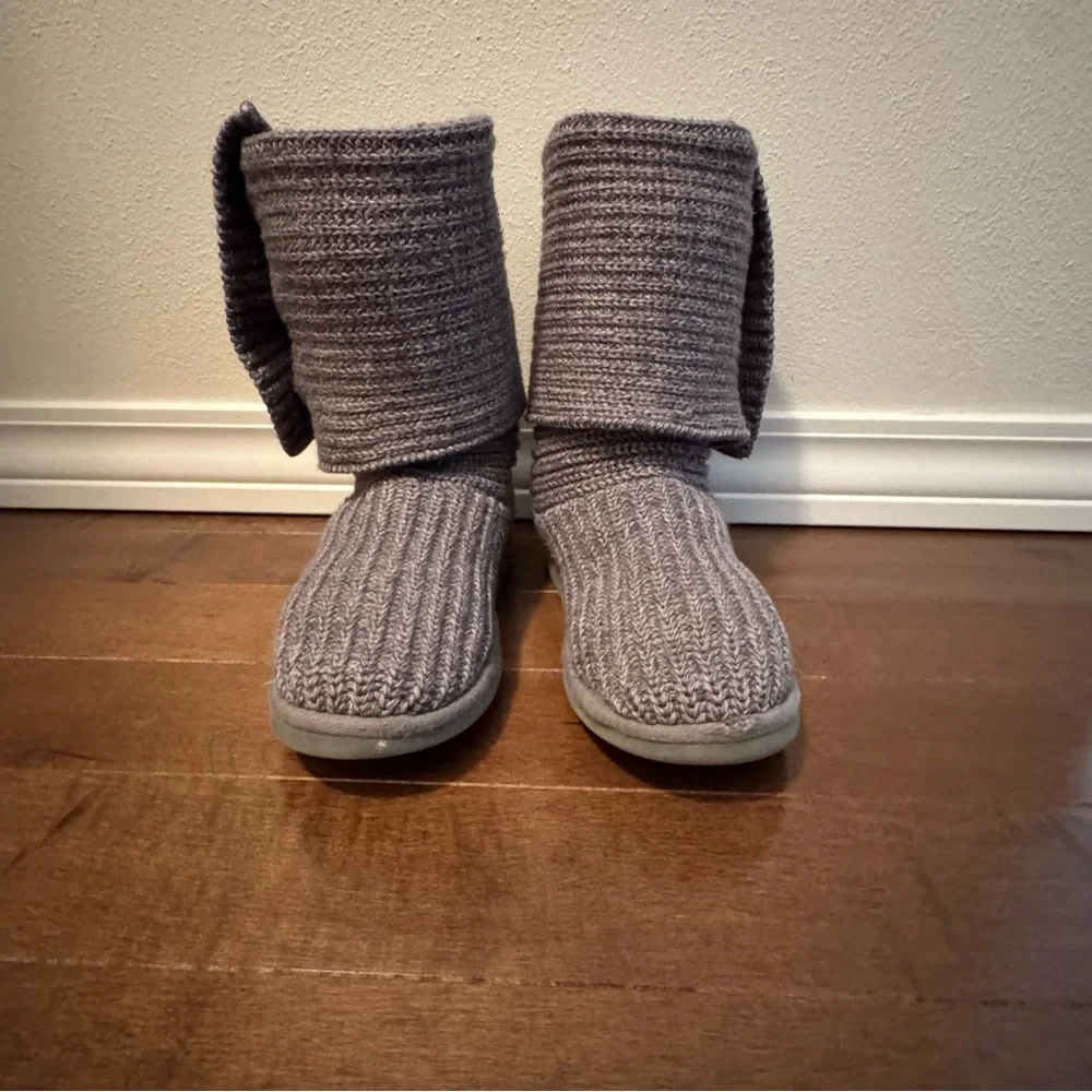 UGG Boots Gray Cardy Sweater Tall or Short Boots Size 7 - Picture 4 of 16